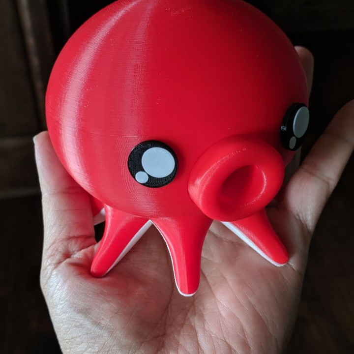 3D Printed octopus held in hand