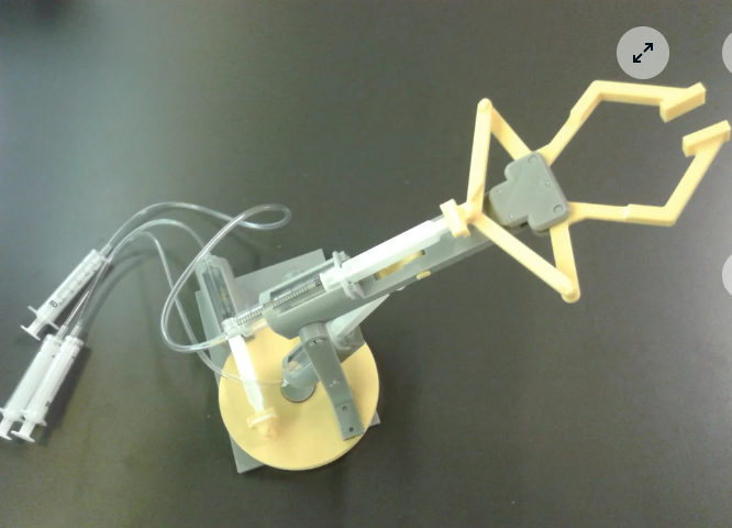 Pneumatic Arm with Syringes