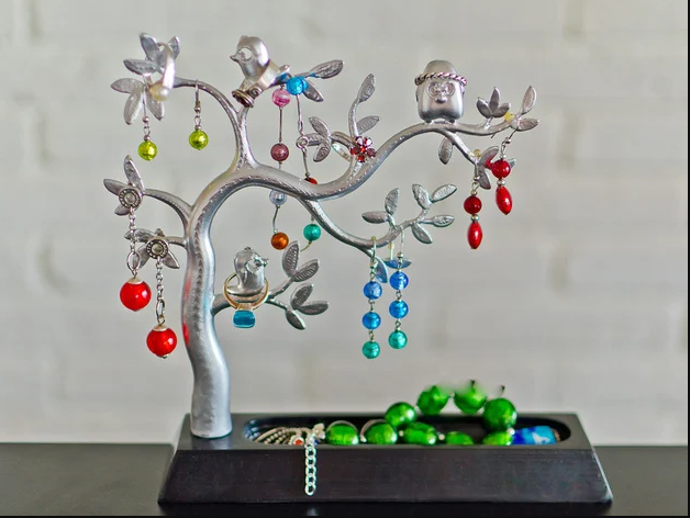 Art and Jewelry