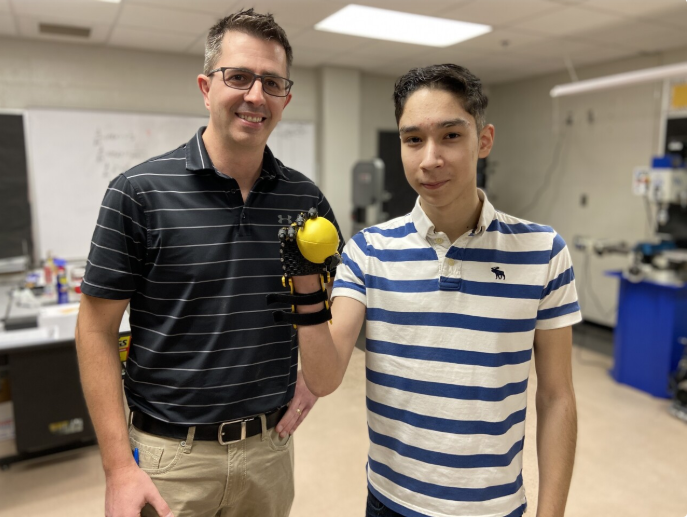 Robotic Prosthetic Hand
